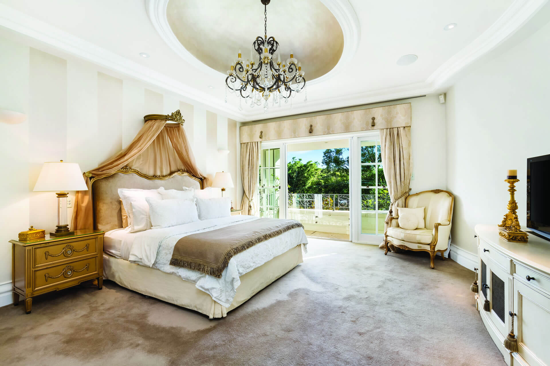  residential for-sale-sydney 73-Wentworth-Road-VAUCLUSE73-wentworth-bedroom
